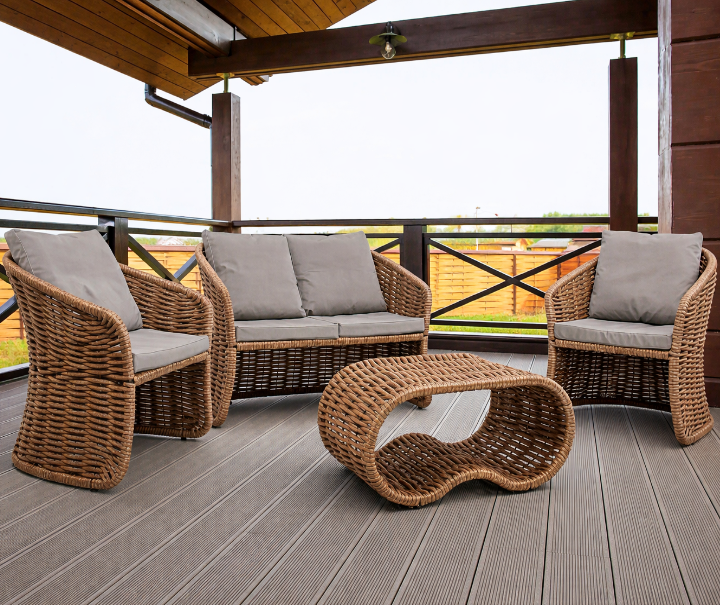 Терраса из ДПК + мебель из полимерной лозы